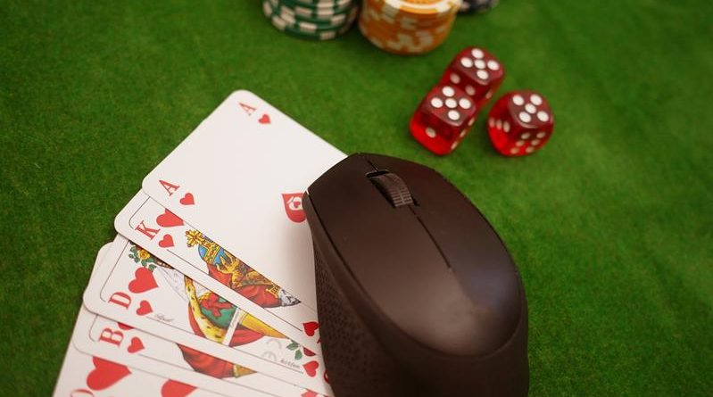 Poker vs Blackjack: entenda diferenças na hora de apostar