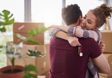 Como Alugar Imóvel em Outra Cidade em 2026: Guia da Gestão Remota Para Quem Mora Longe