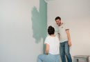 Tinta acrílica vs. Tinta esmalte: quando usar cada uma na alvenaria do lar?