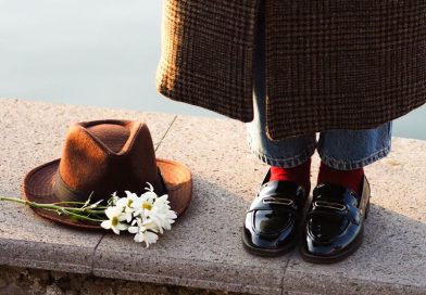 Mocassim x Loafer: qual é a diferença entre dois ícones do armário feminino?