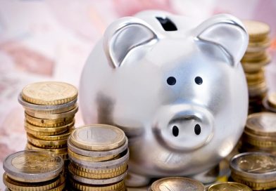 Cresce a Busca por Cursos de Educação Financeira no Brasil: O Que Mudou no Bolso dos Brasileiros?